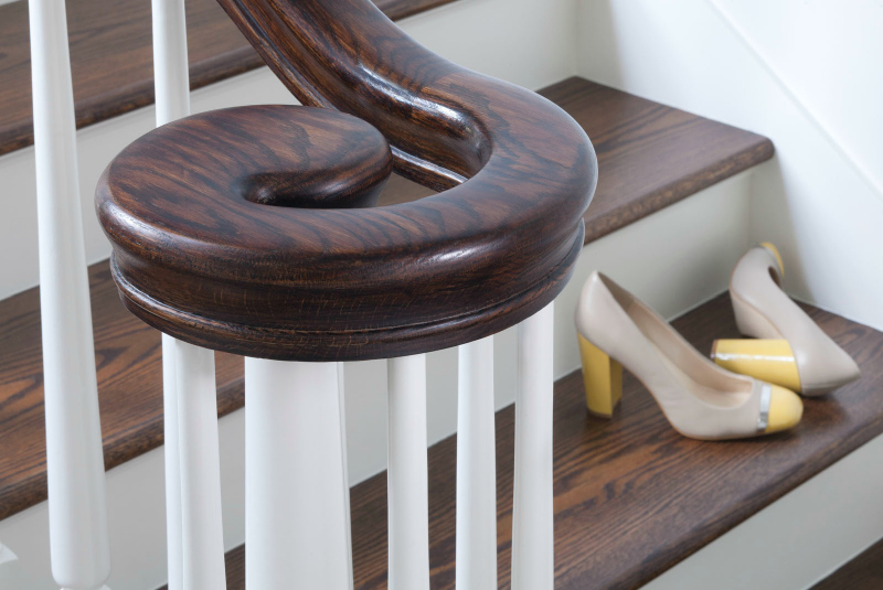 Walker Stair Detail 800