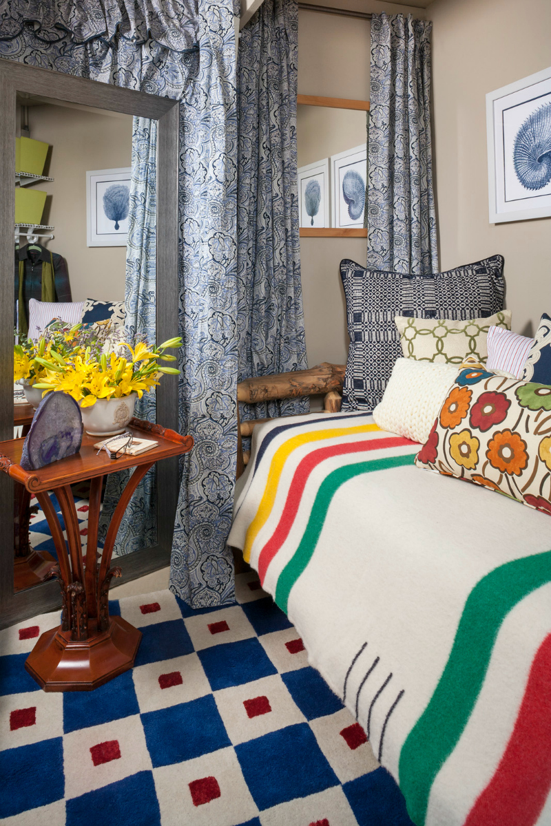 800 size guest bedroom portfolio shot